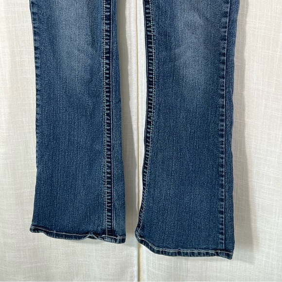 Wallflower Bootcut Bedazzled Back Pockets Blue Denim Jeans Size 9 - Picture 3 of 12